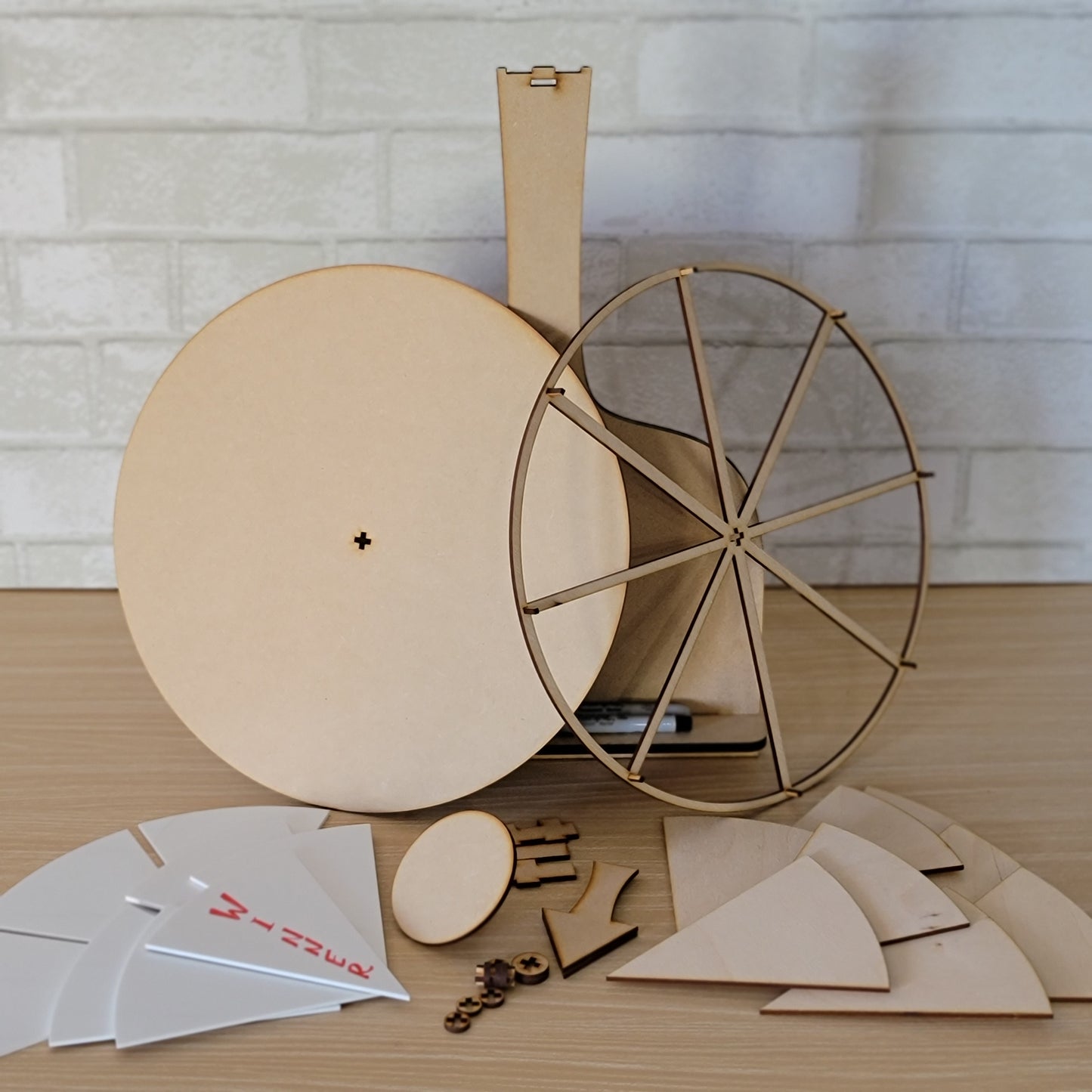 Spinning Prize Wheel - Digital File (SVG/PDF)