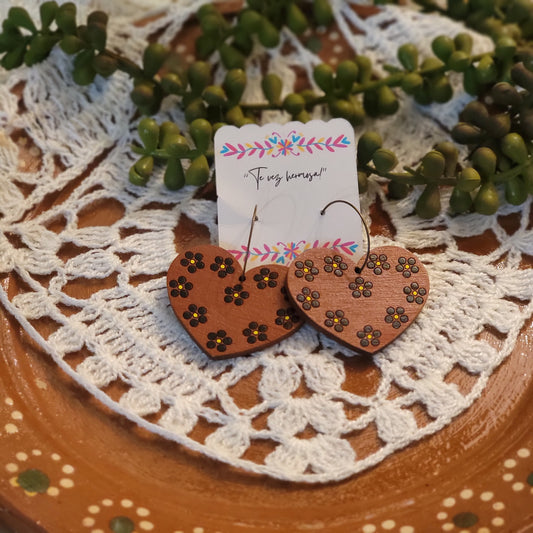 Corazón de Barro Earrings